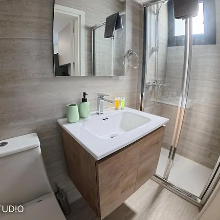 Lazuli Port Aparthotel 3*
