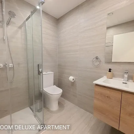 Lazuli Port Aparthotel Larnaca